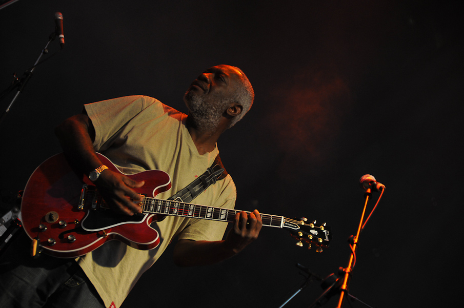 Fete de la Musique Evry 2009 - Kassav 442.jpg